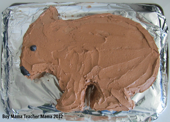 Wombat cake made by Stephanie of Boy Mama Teacher Mama